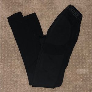 Gym shark dry sculpting leggings
